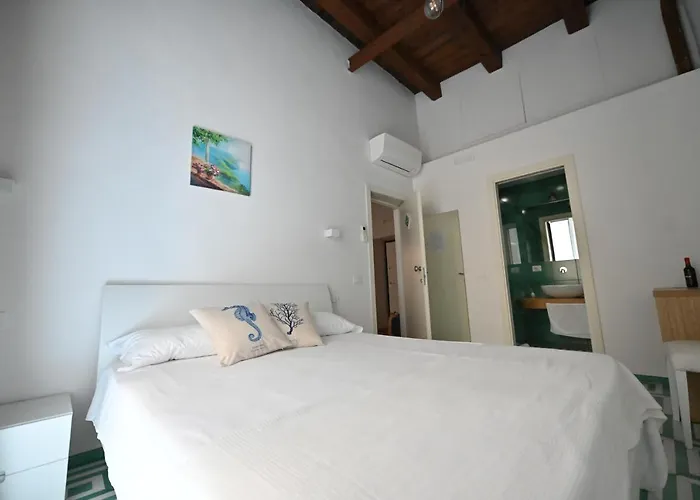 Nocleg ze śniadaniem La Memolina 4*